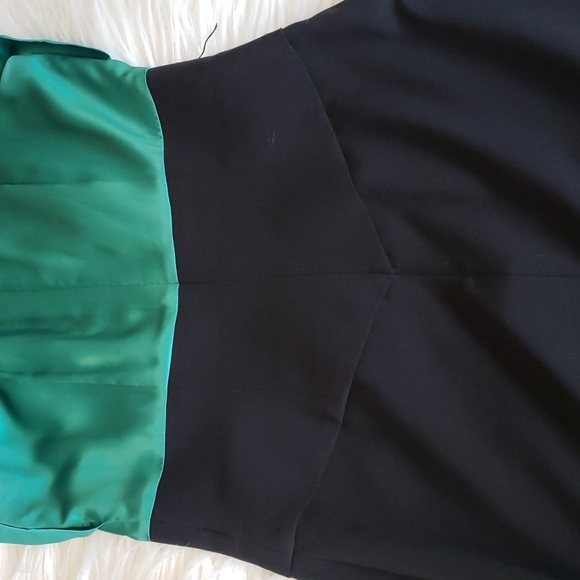 BCBGMaxAzria silk sheath dress size 4 - Picture 12 of 15